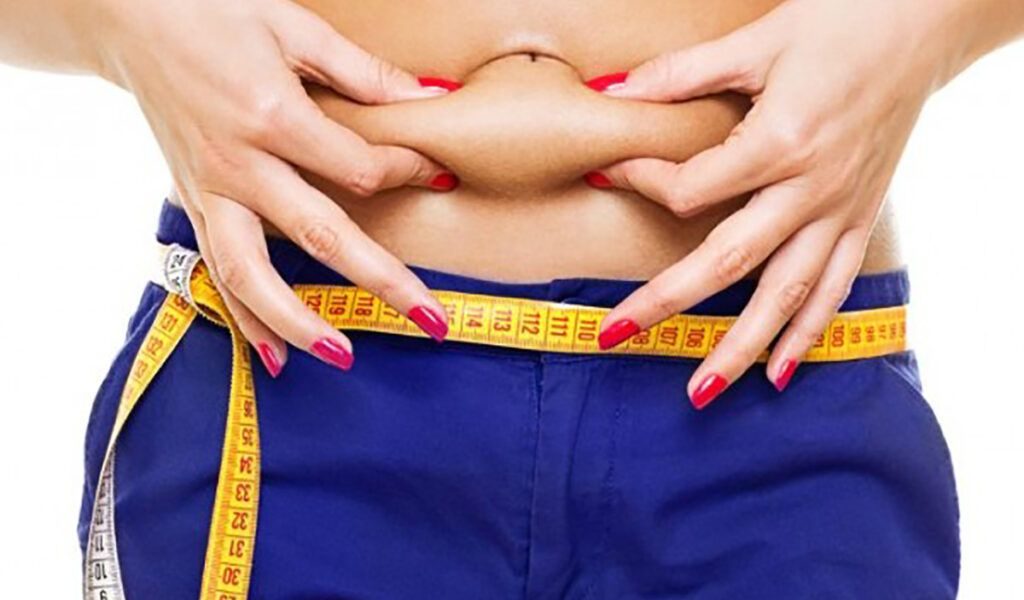 Băutura magică ce topește grăsimile în timpul nopții, consumată înainte de culcare