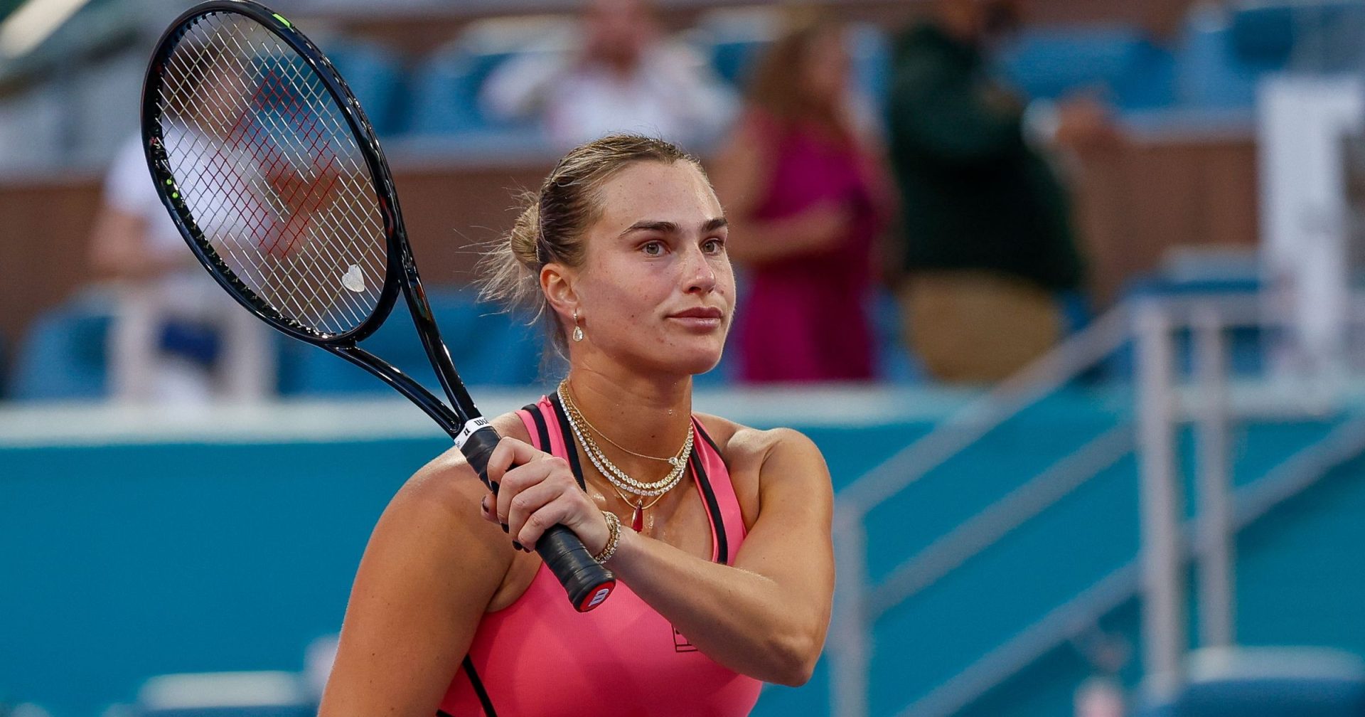 Aryna Sabalenka se califică în finala turneului de la Miami, după o victorie impresionantă împotriva Elenei Rybakina Aryna Sabalenka a reușit o performanță remarcabilă în noaptea de joi spre vineri, avansând în finala turneului WTA 1000 de la Miami