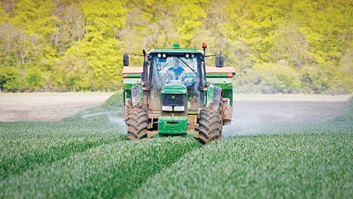 ingrasamant-azot-agricultura.jpg - StiriAlese