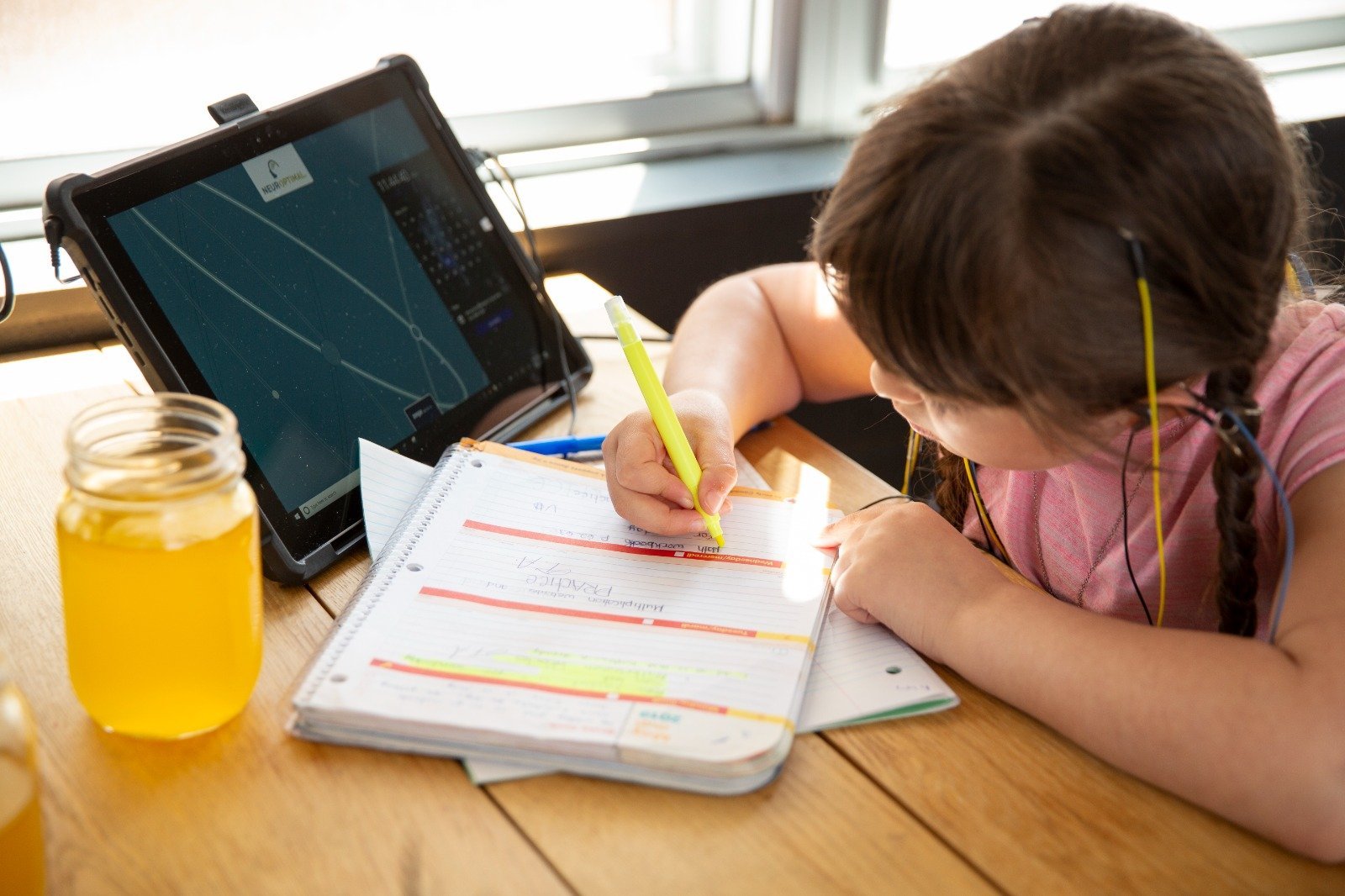 Dificultățile de învățare sunt mai frecvente decât le atribuim uneori și pot reprezenta o provocare pentru atât pentru părinți, cât și pentru profesori