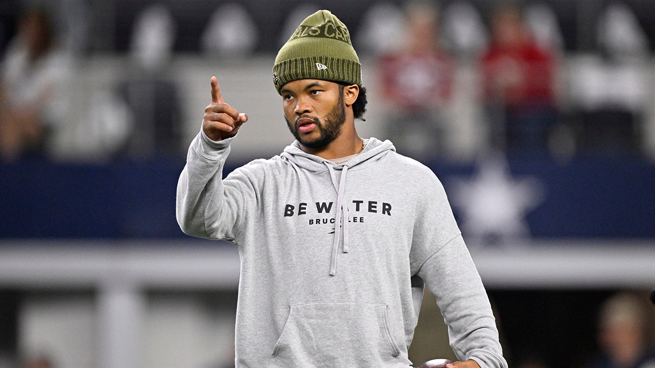 Kyler Murray și-a încheiat oficial aventura cu Arizona Cardinals, după ce echipa l-a anunțat că îl va elibera la începutul noii perioade de transferuri din NFL
