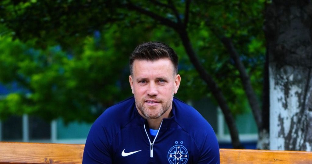 Mihai Pintilii, fostul jucător și antrenor aflat în negociere pentru o nouă provocare, pare să-și pună dezideratul de a reveni cât mai curând în lumea fotbalului ca principal, după un sezon turbulent la FCSB