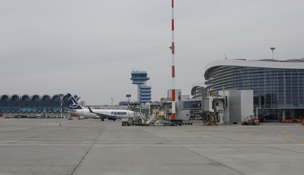 Noua etapă a modernizării Aeroportului Internațional „Henri Coandă” Otopeni a fost oficial lansată, în ciuda unui proces de licitație amplu, în care 12 companii internaționale și-au manifestat interesul pentru contractul de modernizare a Pistei nr