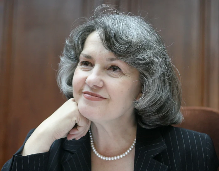 mona-musca-2.webp.webp - StiriAlese