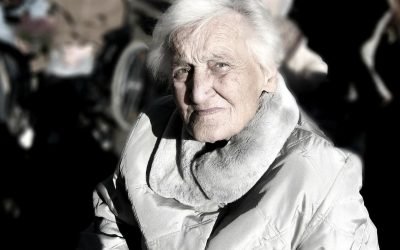 oameni-batrani-Bucuresti.jpg - StiriAlese