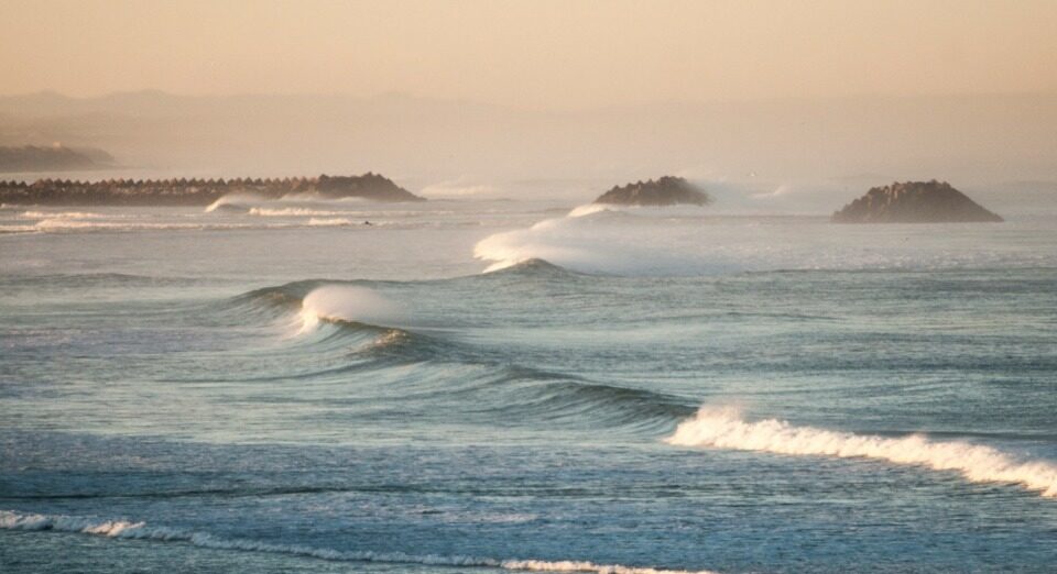 ocean-apa-valuri-e1709789366936.jpg - StiriAlese