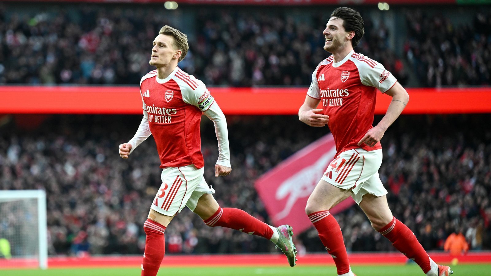 Cluj-Napoca, 26 aprilie 2026 – Antrenorul echipei Arsenal Londra, Mikel Arteta, a oferit detalii despre starea de sănătate a jucătorilor înaintea meciului crucial cu Brighton, programat miercuri seară în Premier League