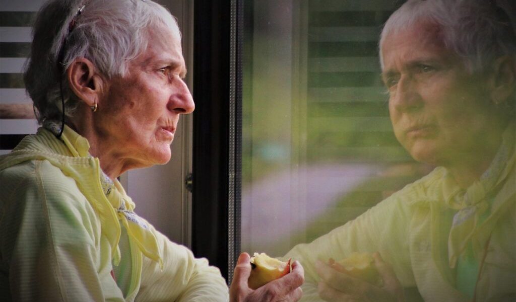 old-6387690_1280-1024x677.jpg - StiriAlese