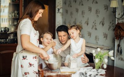 Ce întrebări simple ajută părinții să-și crească copii echilibrați