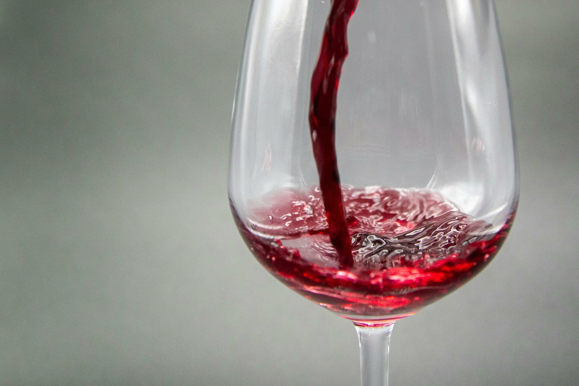 România sărbătorește luni, 9 martie, Ziua celor 40 de Mucenici din Sevastia, o tradiție încărcată de semnificații religioase și populare, care marchează începutul primăverii