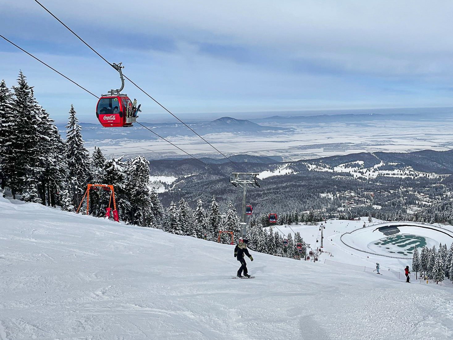 Transportul pe cablu în Poiana Brașov, redus cu 50% de joi