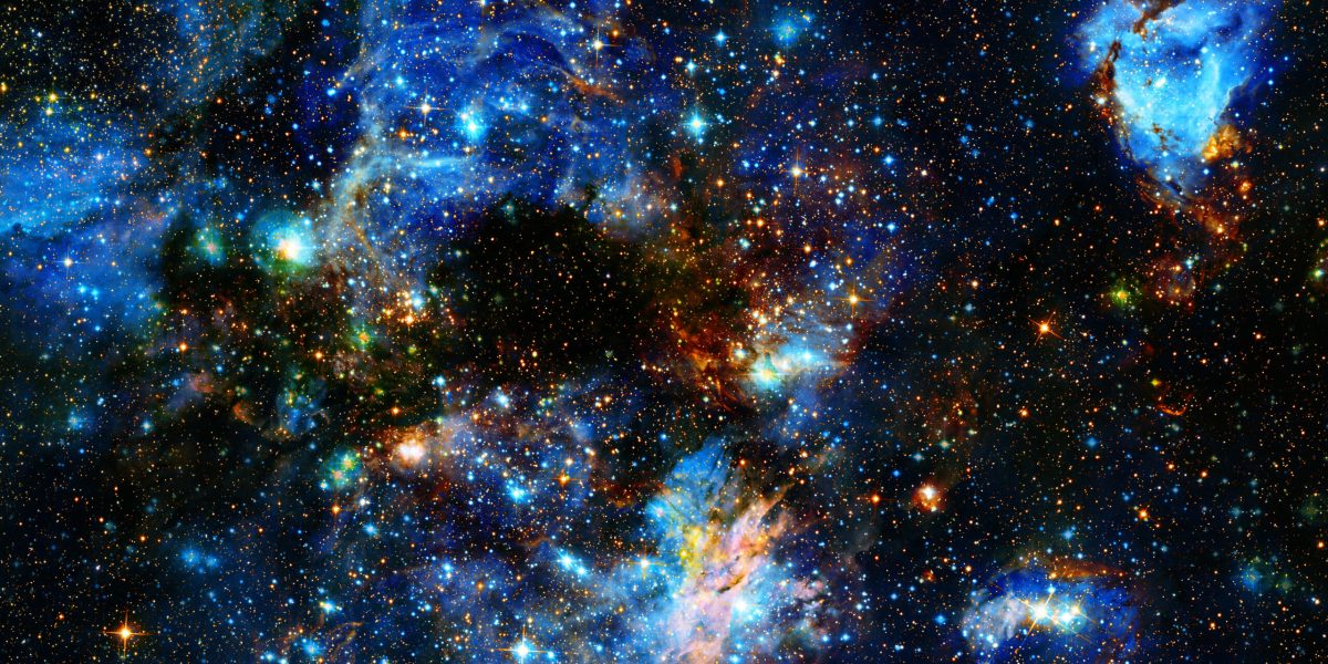 praf-stele-masive-shutter_Descopera-2-scaled.jpg - StiriAlese