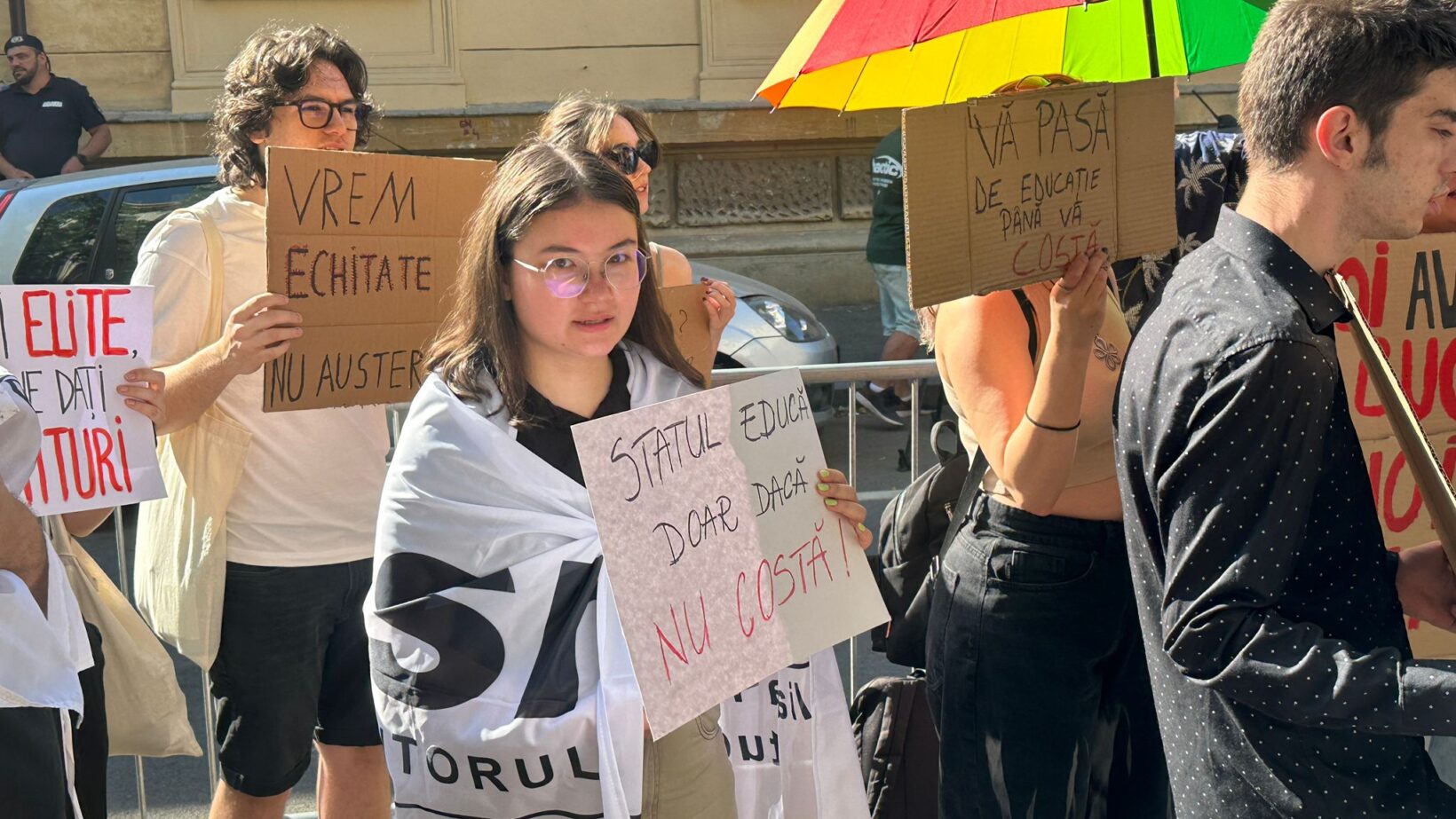 Alianța Națională a Organizațiilor Studențești din România anunță un protest major în Piața Victoriei, programat pentru acest sfârșit de săptămână, ca reacție la bugetul alocat educației în acest an