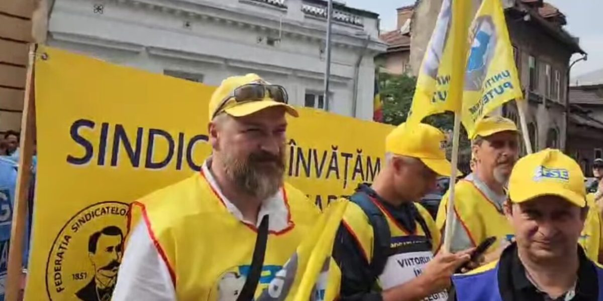 protest-invatamant-profesori-bucuresti-e1770462852286.jpg - StiriAlese