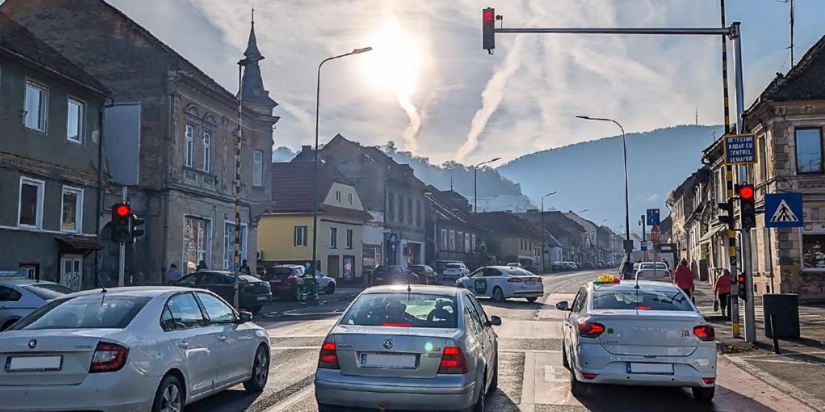 radare-rosu-brasov.jpg - StiriAlese
