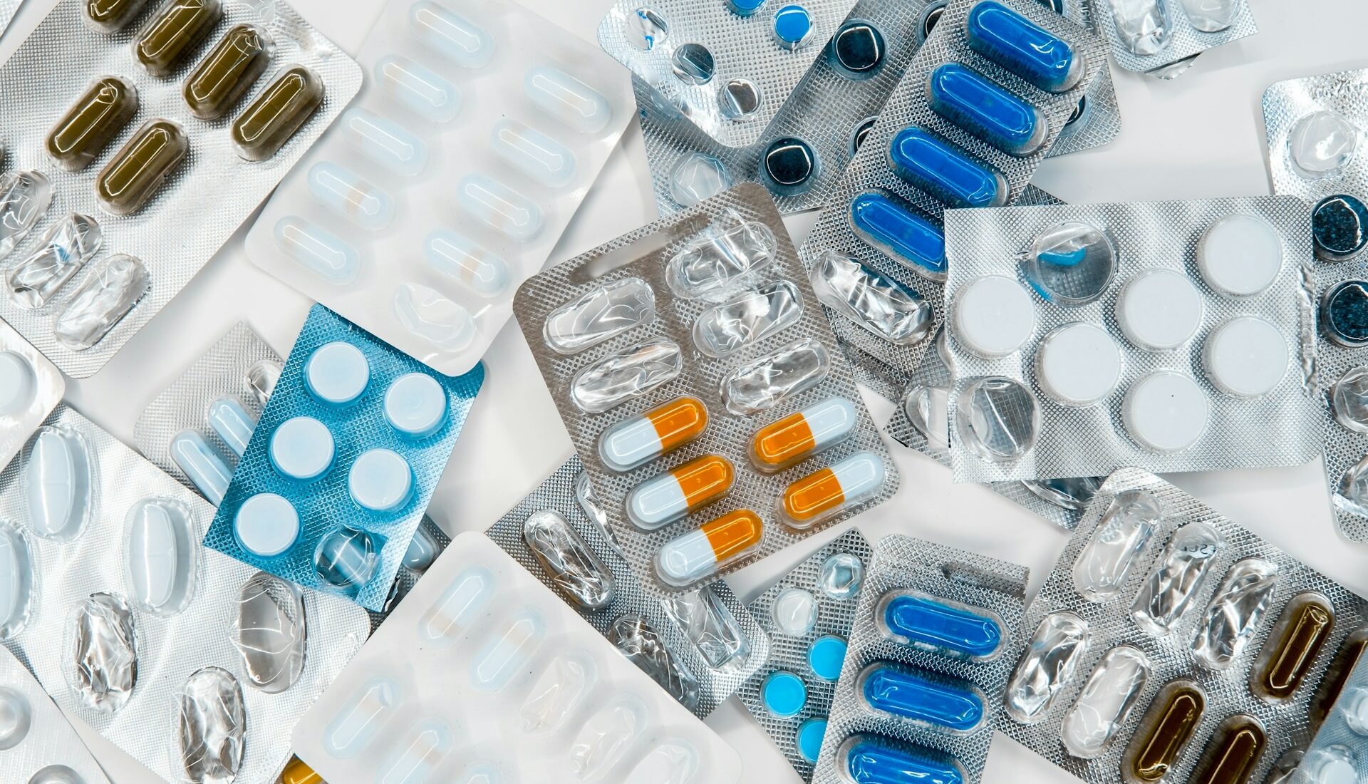 Locuitorii din Sectorul 1 pot accesa un sprijin financiar pentru medicamente de până la 2.000 de lei pe an, un ajutor destinat să îi sprijine în gestionarea cheltuielilor medicale