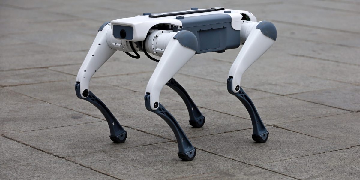 roboti-tehnologie-shutter_Descopera-scaled.jpg - StiriAlese