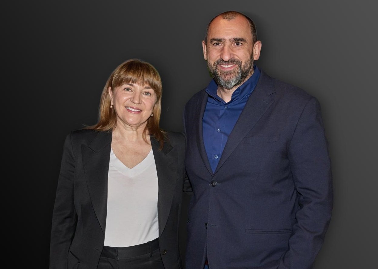 Salt Bank își consolidază echipa de vârf și pregătește expansiunea: Robert Anghel preia funcția de CEO, în timp ce Gabriela Nistor rămâne aproape de bancă Salt Bank, prima instituție financiară 100% digitală din România, dă semne evidente de maturizare și ambiții de creștere pe termen lung