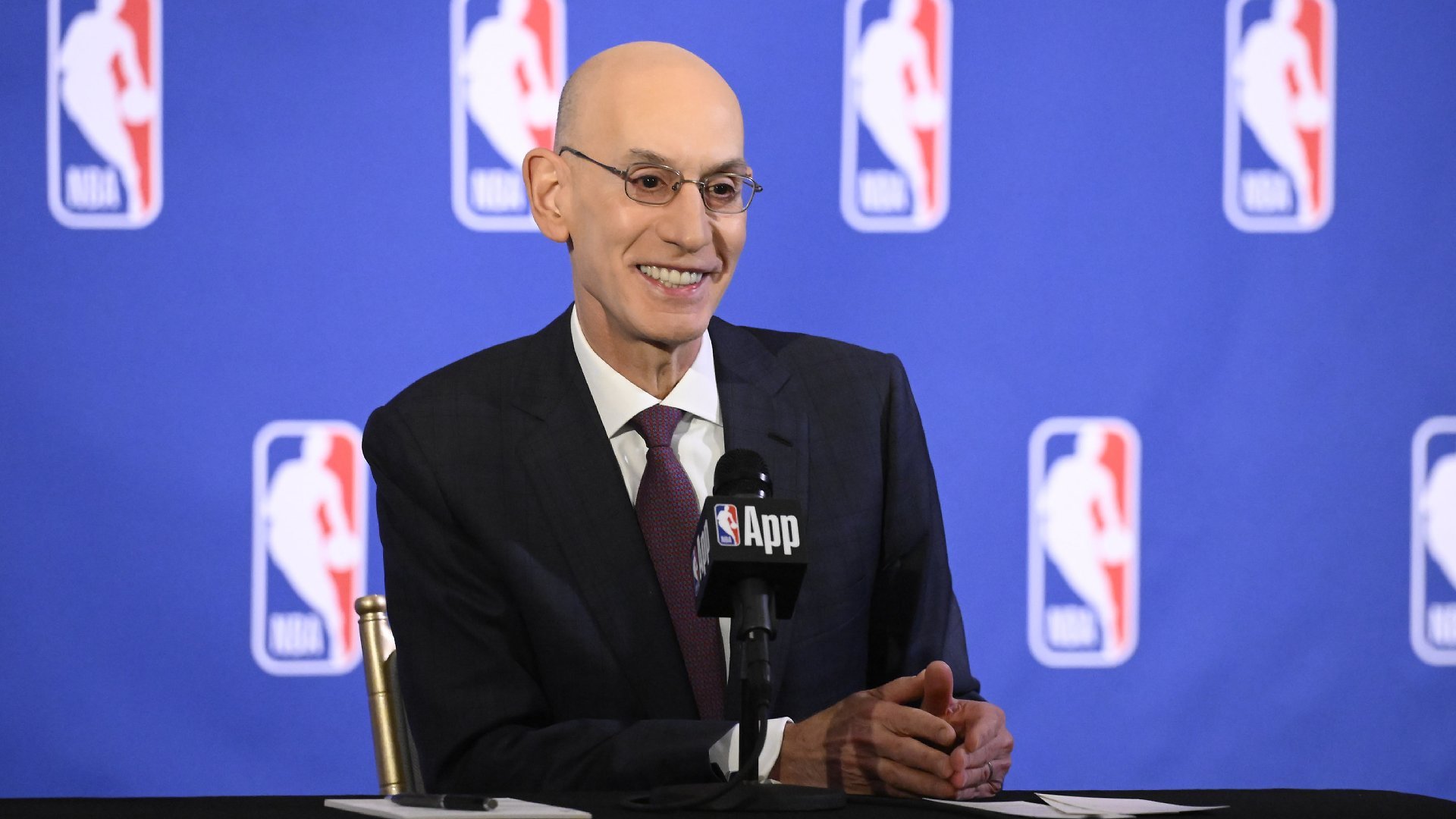 NBA anunță planurile de extindere în Las Vegas și Seattle NBA a dat un nou pas important în evoluția sa, anunțând oficial că va explora posibilitatea adăugării a două echipe noi în league