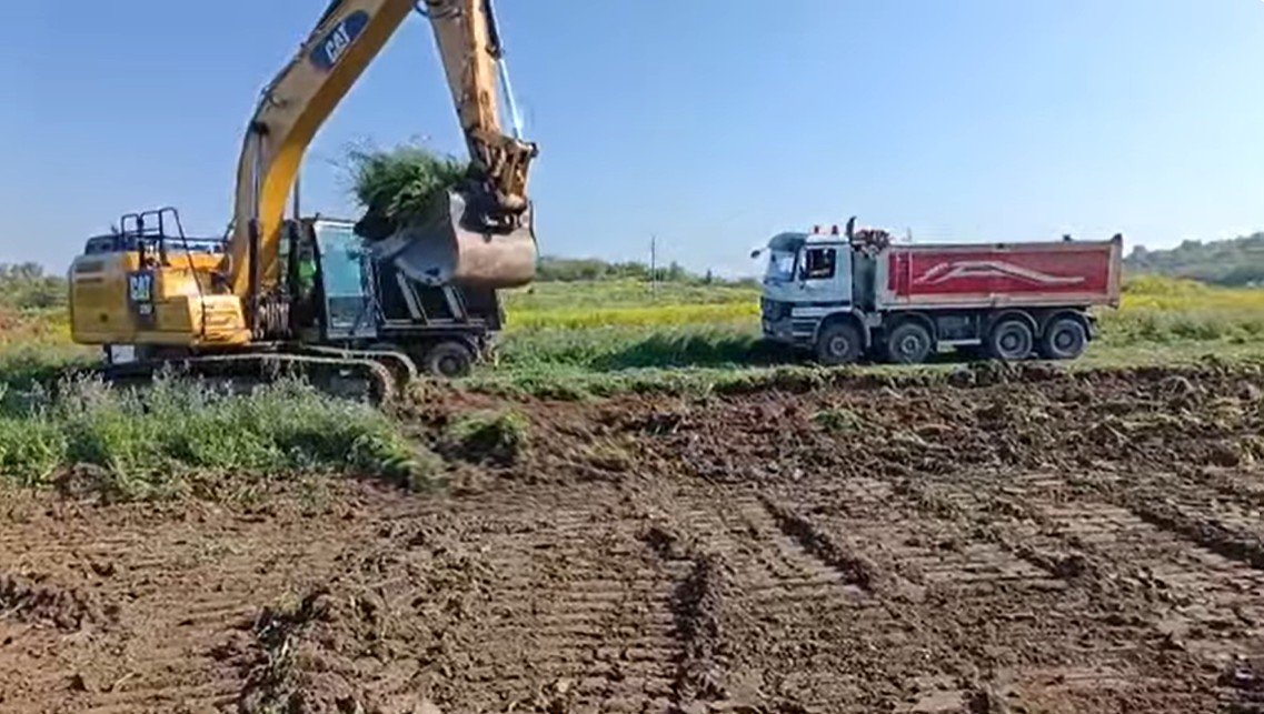 Doar unul dintre cele trei mari proiecte de spitale regionale, finanțate din fonduri europene și evaluate la circa 7 miliarde de lei, avansează conform planurilor inițiale, în timp ce celelalte întâmpină întârzieri semnificative, punând sub semnul întrebării finalizarea acestora în termenul stabilit