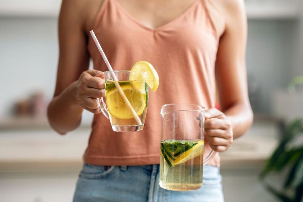 Cum și când trebuie să faci o detoxifiere: 8 sfaturi cheie