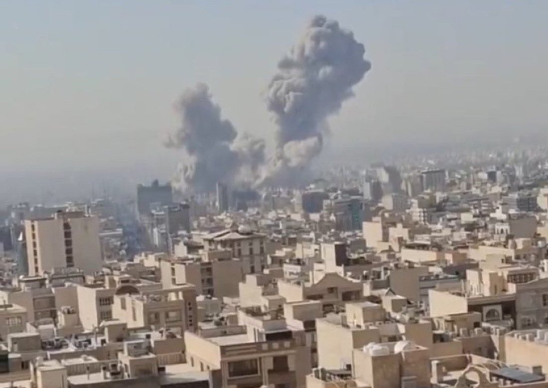 Războiul din Orientul Mijlociu escaladează, intrând în a doua săptămână de confruntări aprige, cu perspective de prelungire a conflictului încă unei luni, potrivit unui anunț al oficialilor de la Casa Albă