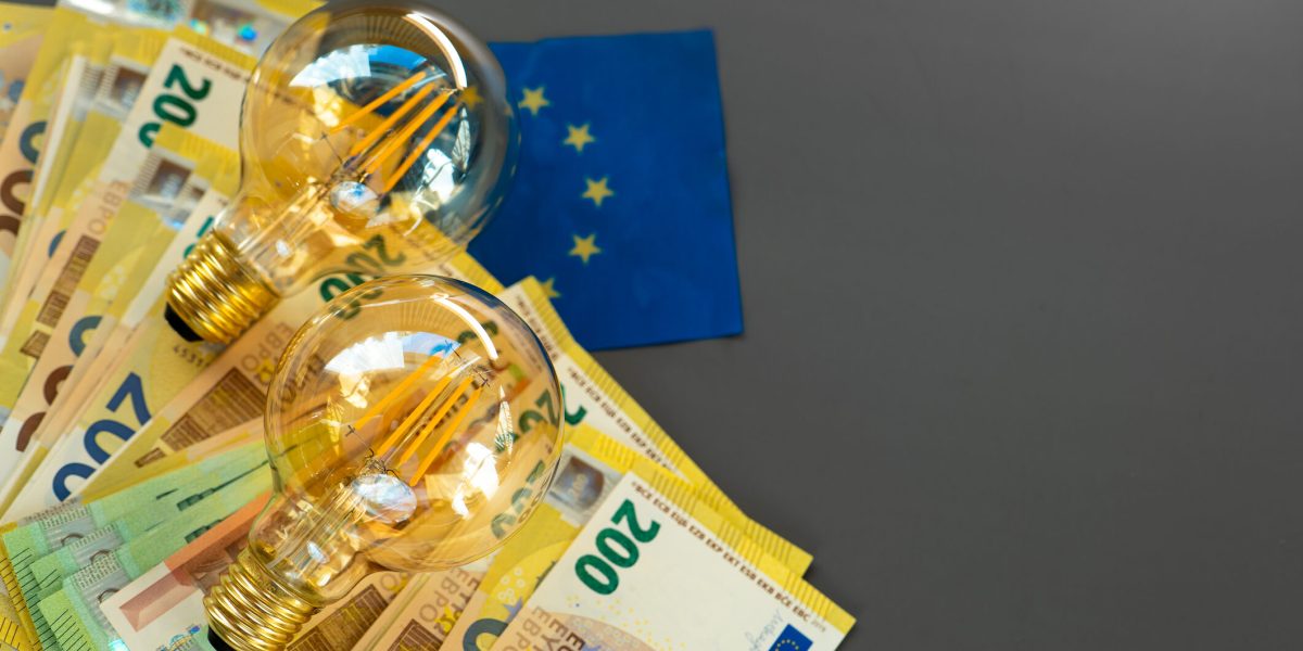 Bruxellesul caută soluții rapide pentru sprijinirea industriei europene în contextul creșterii alarmante a prețurilor la energie