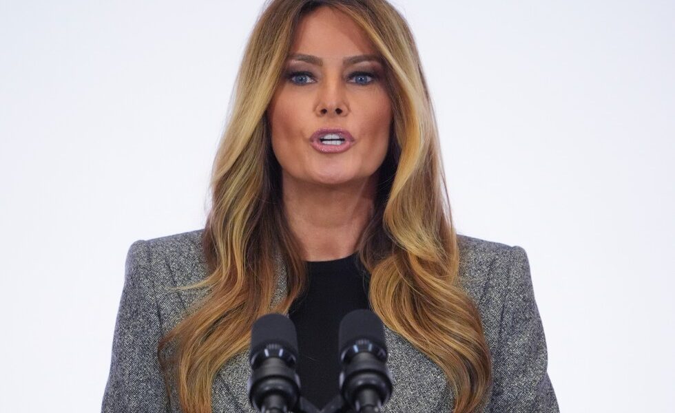 urlhttps3A2F2Fassets.apnews.com2F602Faf2F83472d331ce8c14b343331c1f2022F11fca4df878d4d1e8e42.jpeg - StiriAlese