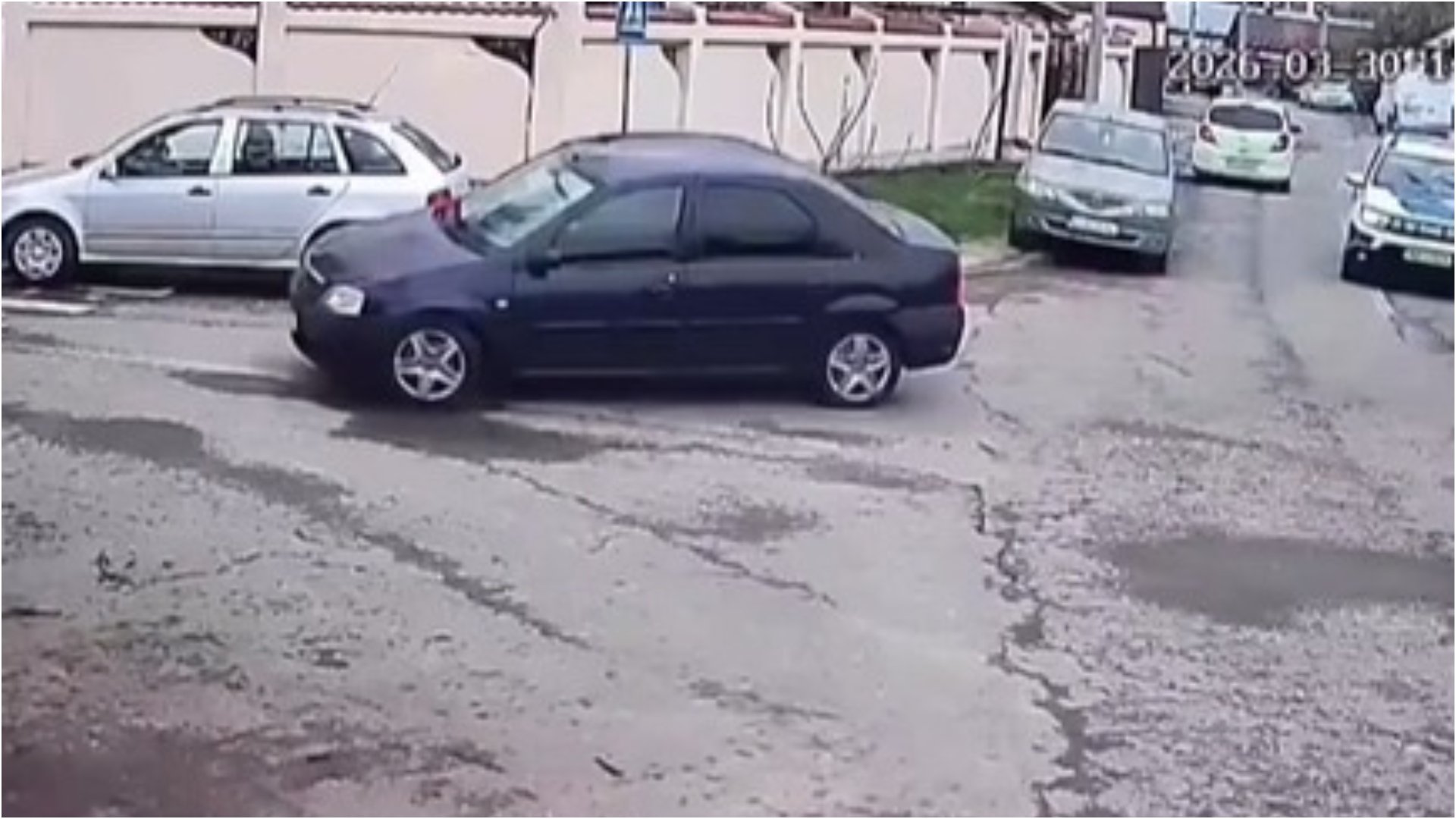 Un film de acțiune s-a desfășurat luni seară pe străzile din Buftea, județul Ilfov, unde un șofer împins de adrenalineă și, aparent, de o intenție de a scăpa de lege, a provocat o urmărire demnă de scene din cinematografie