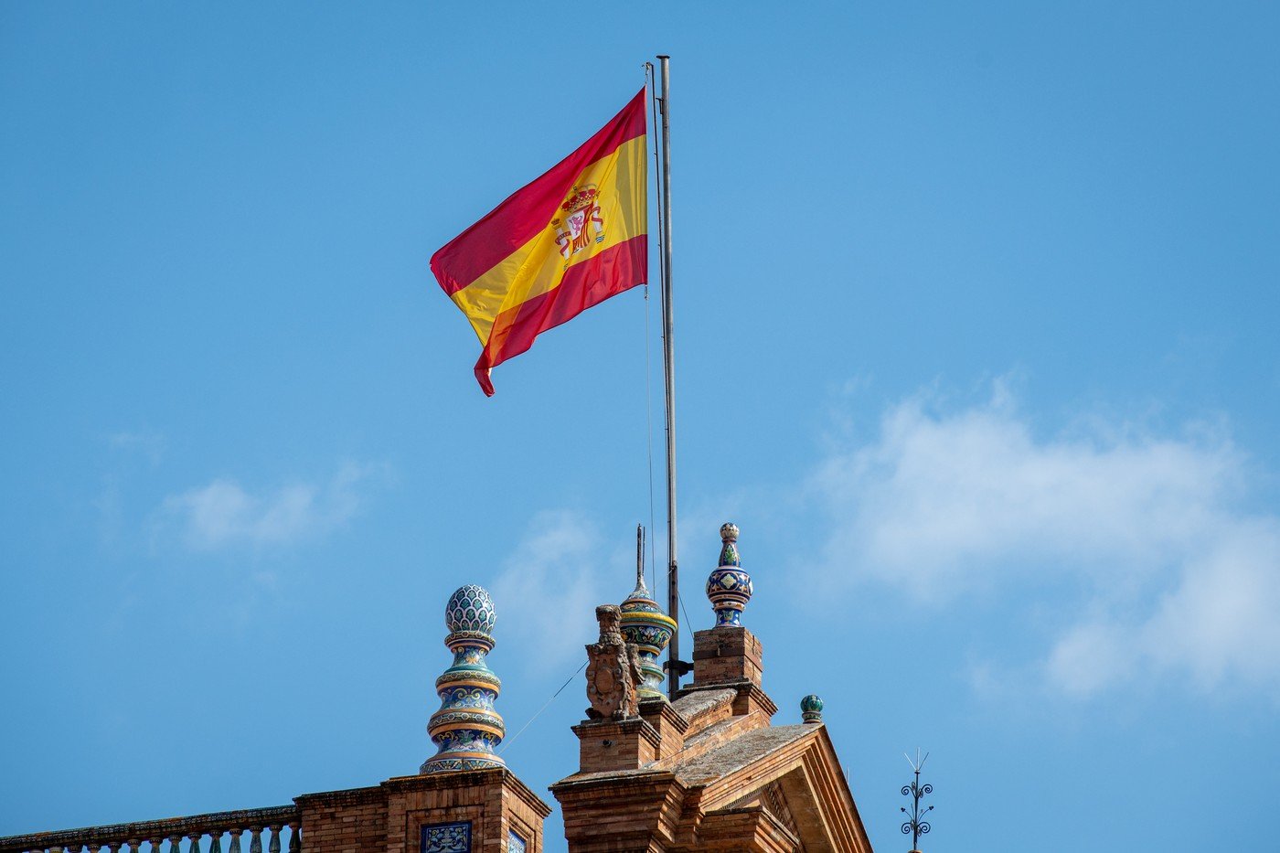 Viața în sudul Spaniei: o aventură cu răbdare și adaptare Mutarea în Spania, mai ales în sudul său însorit, poate părea, la prima vedere, un vis împlinit