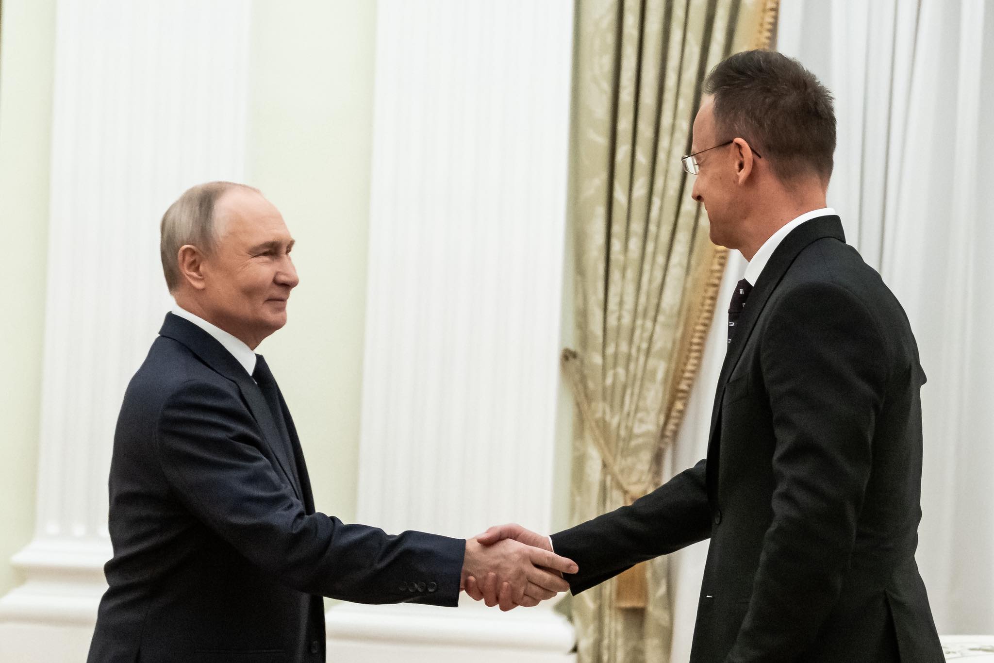 Ministrul ungar de externe după întâlnirea cu Putin: am primit garanție pentru resurse energetice ruse la prețuri stabile