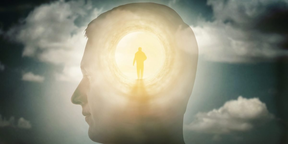 vocea-interioara-shutter_Descopera-scaled.jpg - StiriAlese