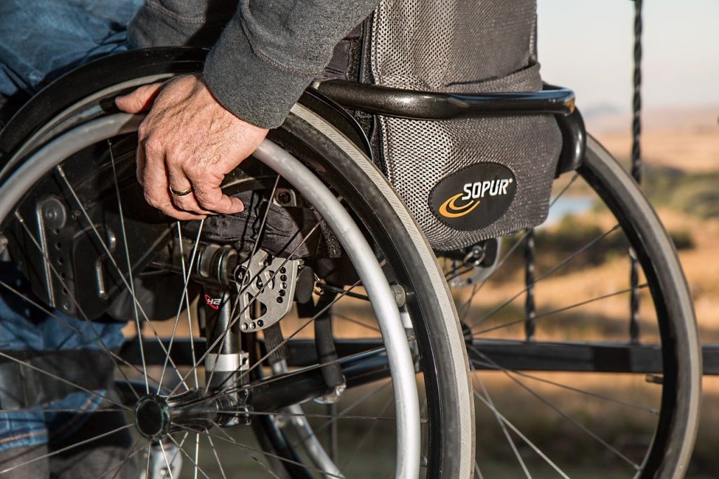 Persoanele cu handicap din Galați ar putea beneficia, în curând, de reduceri substanțiale ale impozitelor locale, într-un demers menit să sprijine incluziunea și să reducă povara fiscală pentru aceste categorii vulnerabile