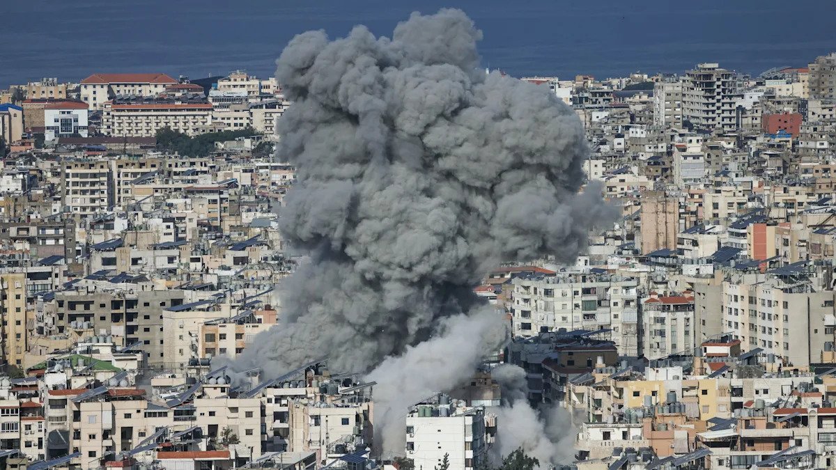 Statele Unite au lovit un vas iranian în ape internaționale într-un gest militar radical, escaladând tensiunile în Orientul Mijlociu O acțiune de o gravitate fără precedent a fost confirmată oficial de către Pentagon: Statele Unite au scufundat un vas iranian în apele internaționale, trăgând un torpil asupra unei nave militare iraniene cu un submarin american