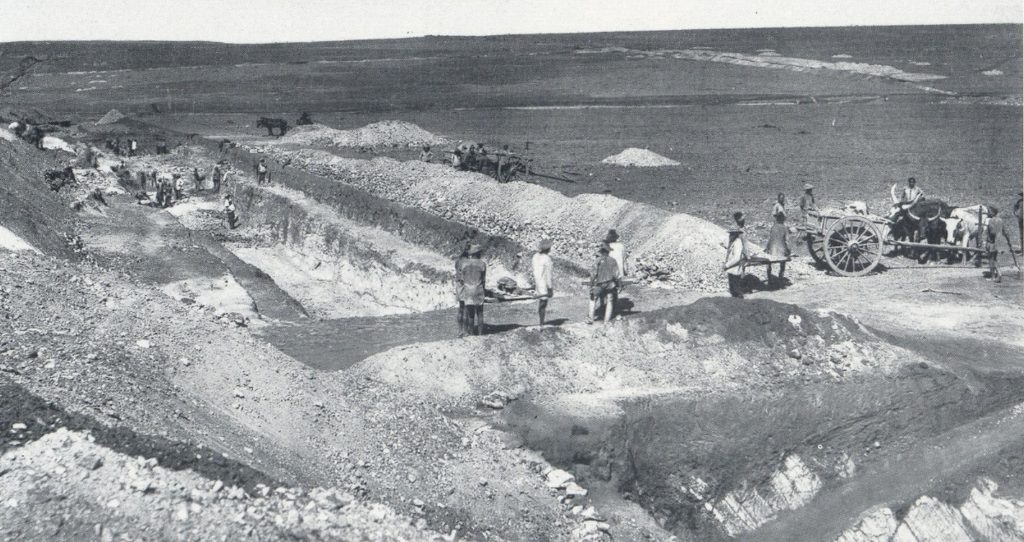 Unul dintre cele mai impresionante și complexe zăcăminte de aur de pe planetă se află în Africa de Sud, ascuns sub pajiștile șerpuitoare din apropierea orașului Johannesburg
