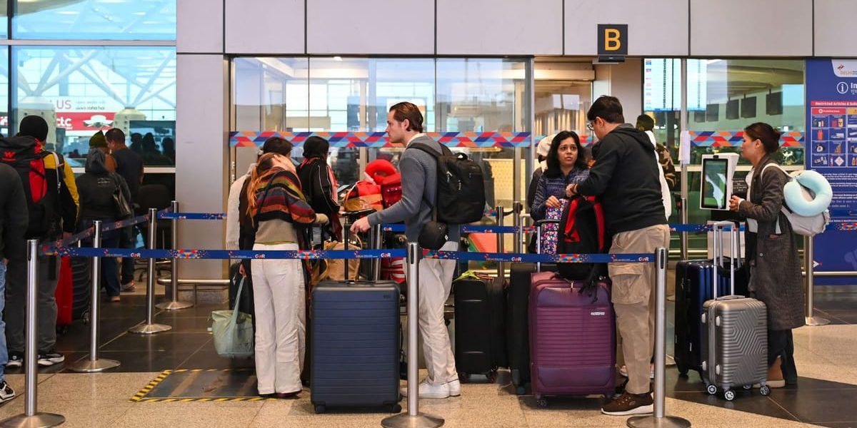 zbor-recuperare-turisti-agentie-de-turism-vacanta.jpg - StiriAlese