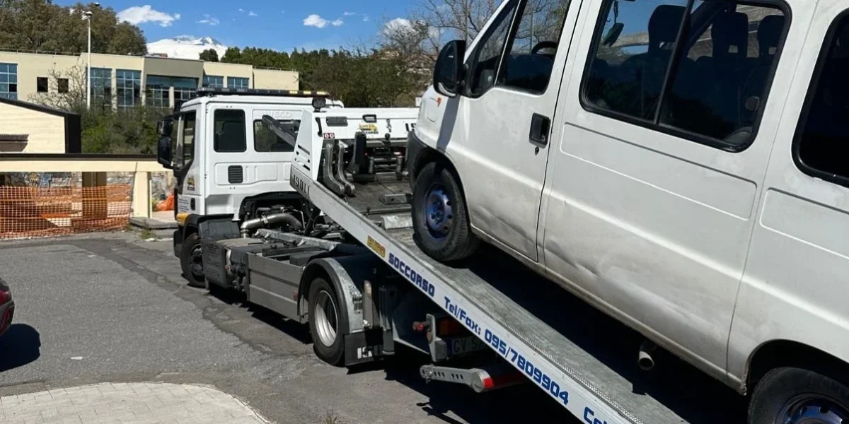 Românul-record: amendă COLOSALĂ în Italia, fura curent și apă-n țară