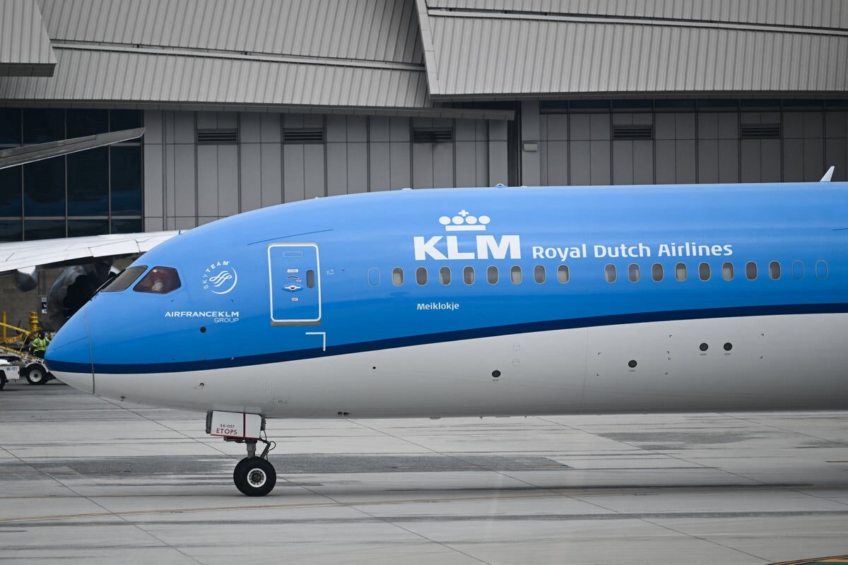 Familie, 40.000 de lire sterline pe zboruri la clasa business spre Peru. Refuzată de KLM