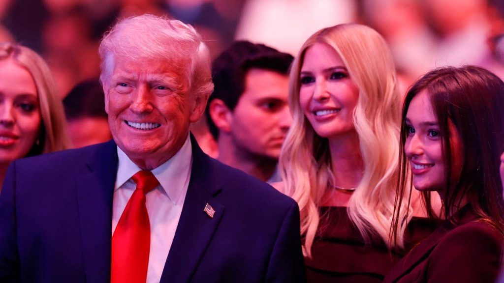 Apariție Rară: Donald Trump, alături de fiica sa, Ivanka Trump
