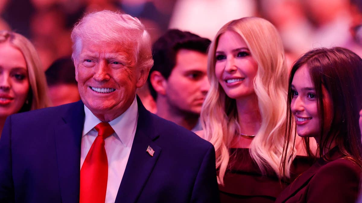 Apariție Rară: Donald Trump, alături de fiica sa, Ivanka Trump