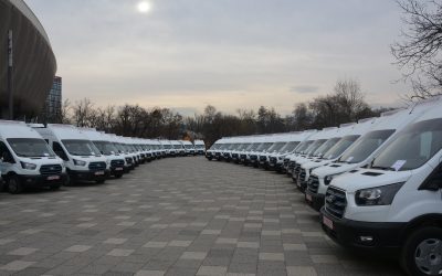 Achiziții controversate la Oradea: Bolojan a plătit peste 218.000 euro pe microbuz!