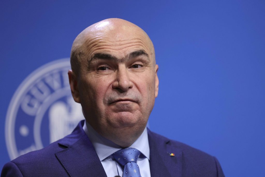 Bolojan, reforme la foc automat: Premierul, reîntoarcere la restructurări