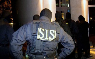 Chișinău: Spioni șantajați, cer sume de bani de la cetățeni