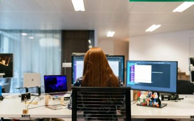 Schimbare MAJORĂ pentru angajații din România: Patru zile de muncă pe săptămână