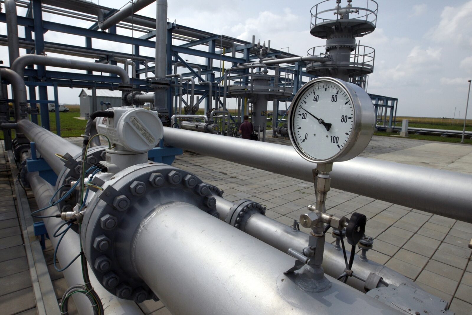 Bani grei pentru energie: 3,5 miliarde euro investiți, negociați la Washington