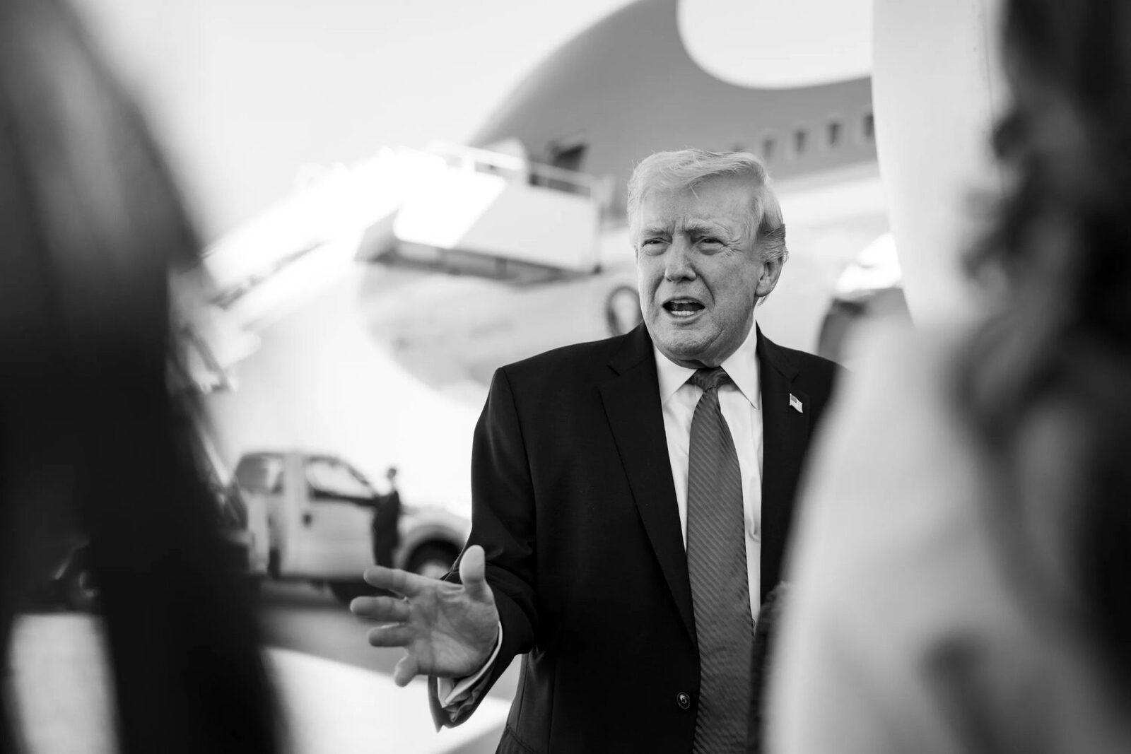 Trump, despre OZN-uri: Documente „interesante” analizate