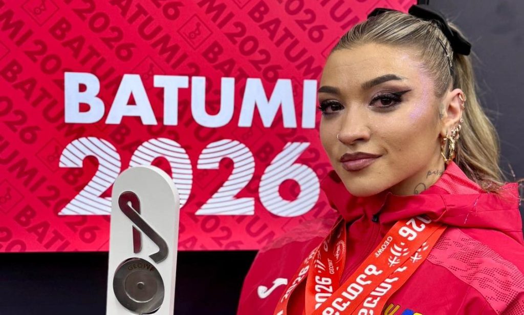 Mihaela Cambei, regina halterelor la Batumi: Ce primește pentru AUR și argint