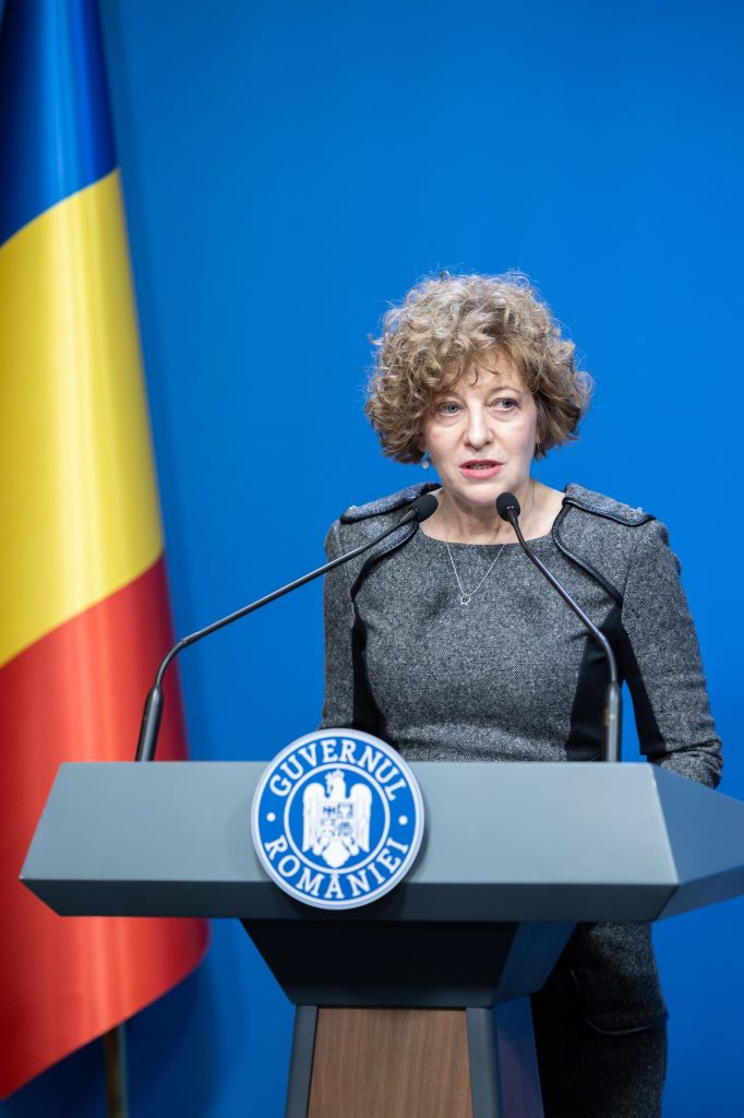 Oana Gheorghiu: Petrotrans SA, „moartă” de trei ori, ținută-n mâna statului