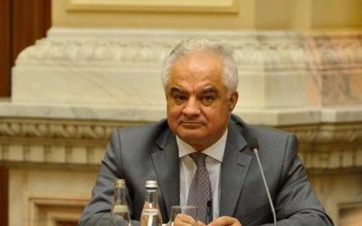 România, avertisment dur: „Strângerea curelei”, ca să evite criza grecească