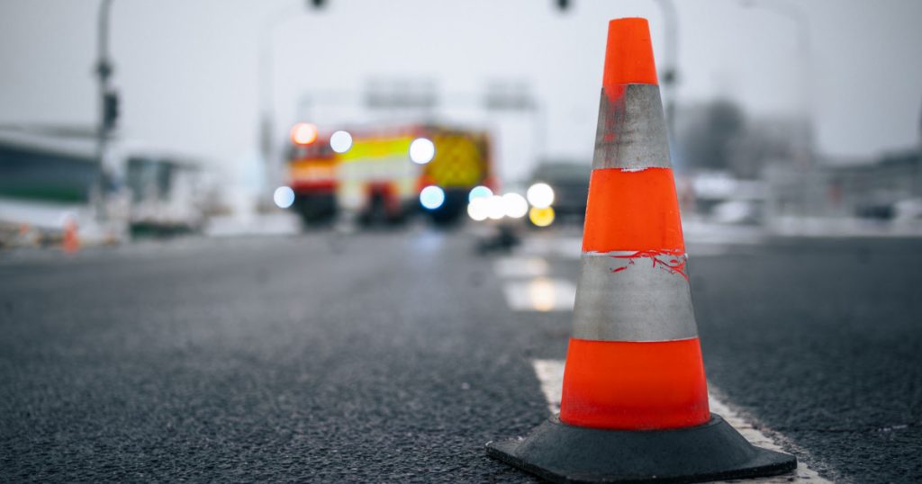 Microbuz răsturnat în Bistrița-Năsăud: Trei persoane, rănite grav